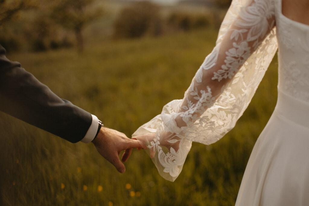 seance de couple pour un mariage au chateau ferme aboncourt