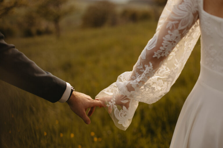 seance de couple pour un mariage au chateau ferme aboncourt