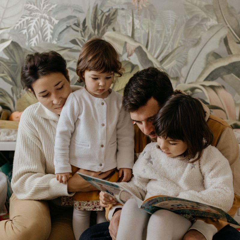 Clementine Miano photographe spécilisée en séance famille à domicile à Nancy